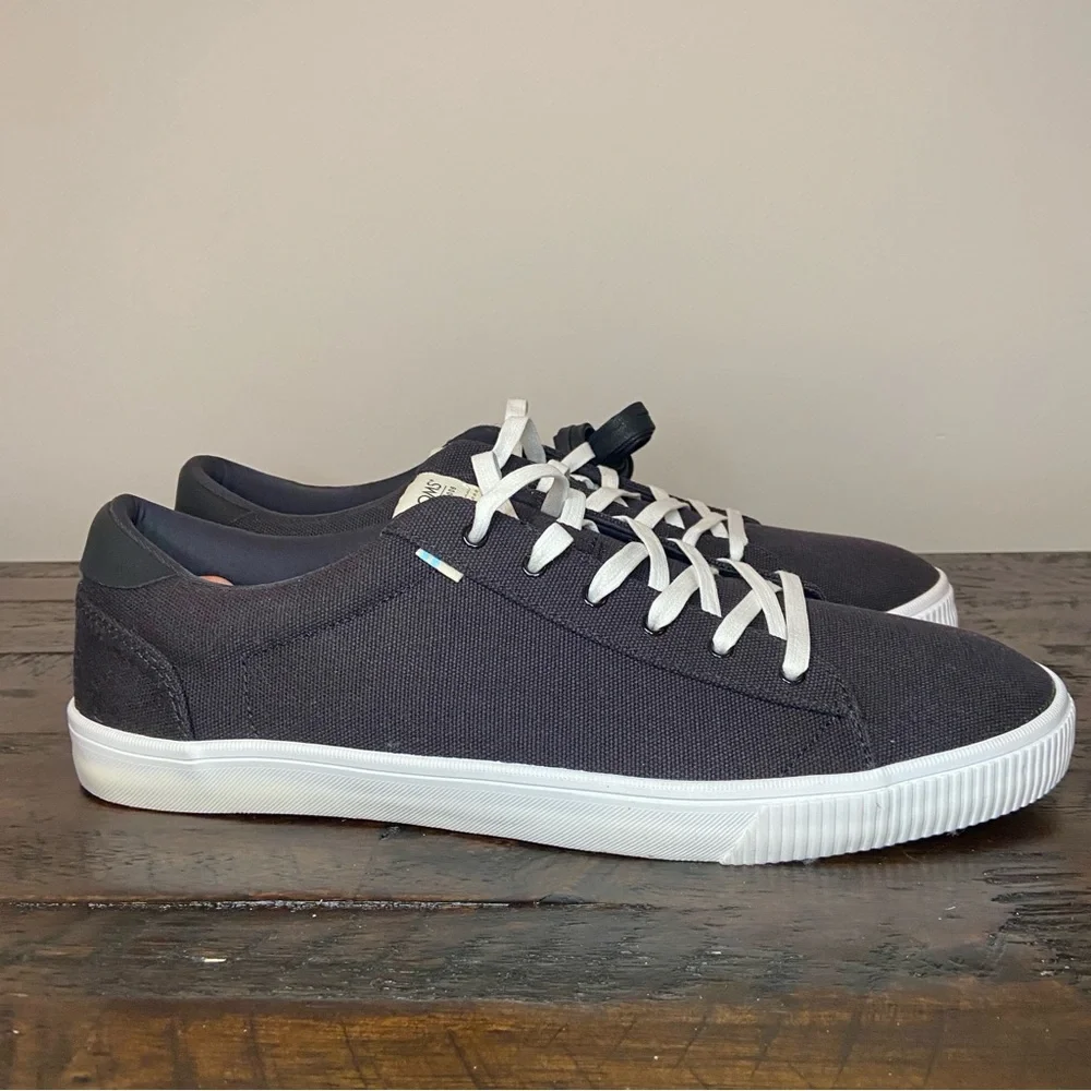 TOMS Men's Carlson Black Canvas Sneaker Shoe NWT Size 12